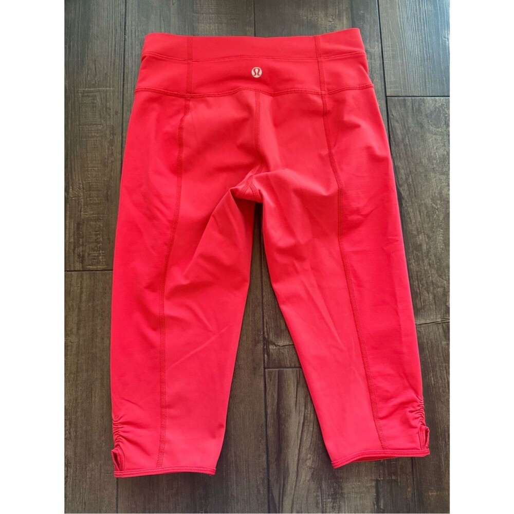 Lululemon Bright Pink Red Watermelon Crop Leggings Ruched Capri Yoga Pants Sz 2